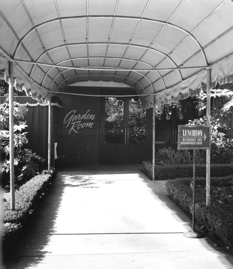 Hotel Bel-Air 1951 4 WM.jpg